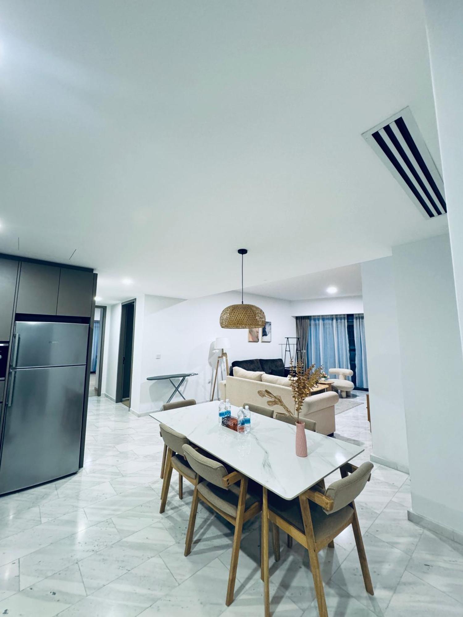 Eaton Service Apartment At Klcc Kuala Lumpur Exterior foto