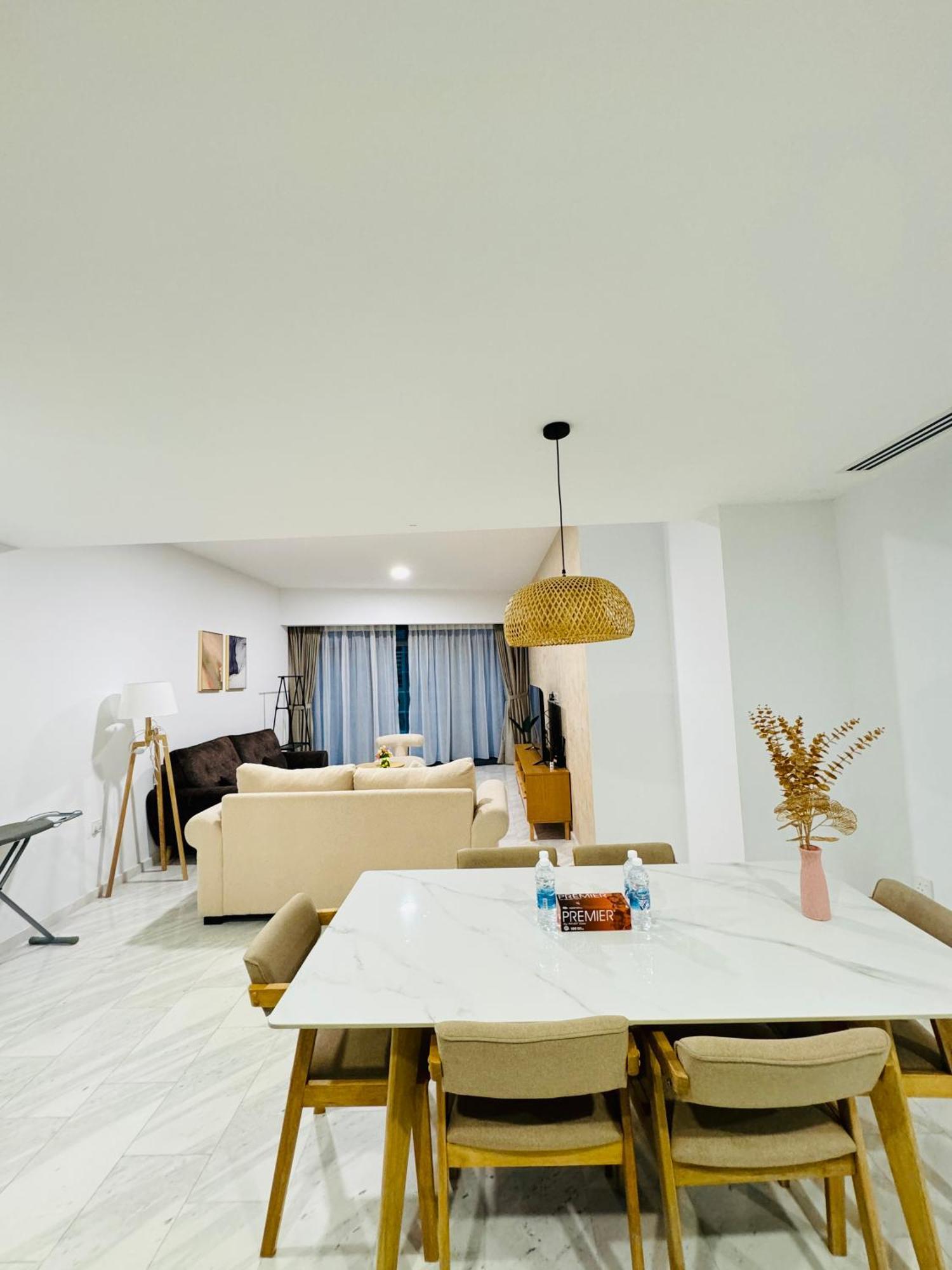 Eaton Service Apartment At Klcc Kuala Lumpur Exterior foto